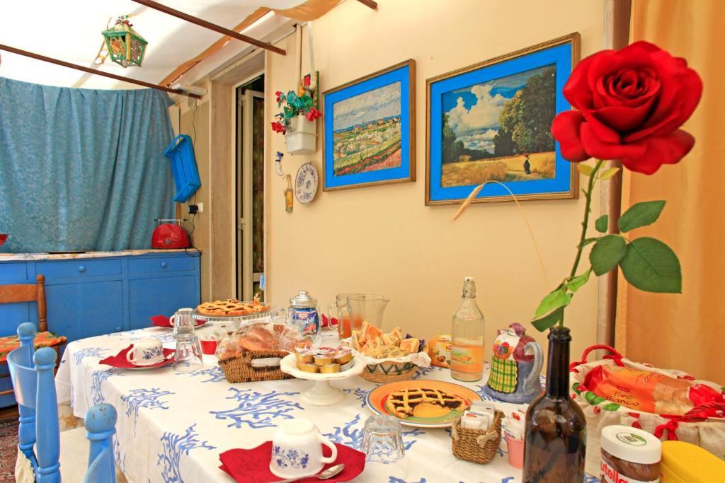 סן בנדטו דל טרנטו B&B Del Castello מראה חיצוני תמונה
