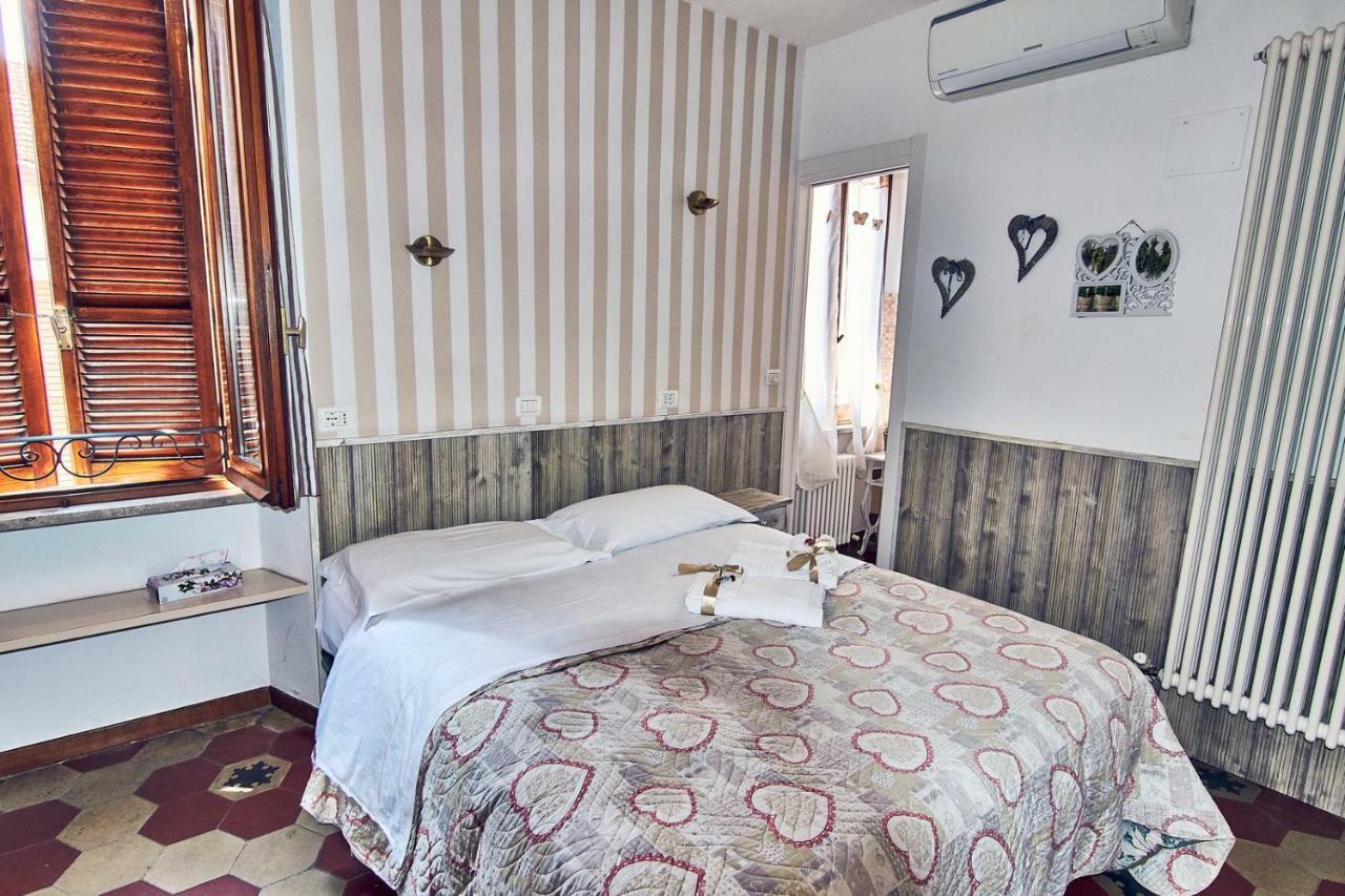 סן בנדטו דל טרנטו B&B Del Castello מראה חיצוני תמונה