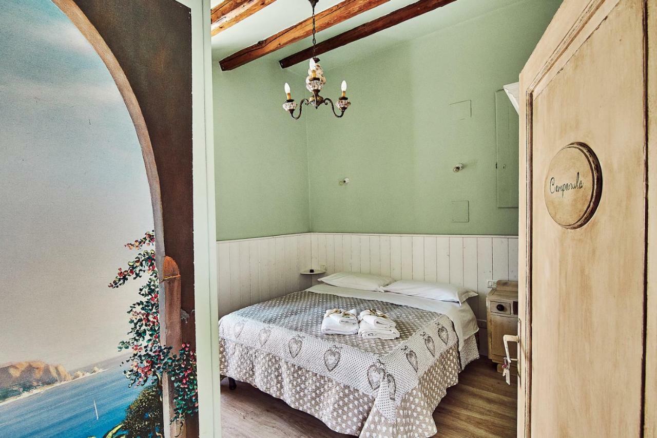 סן בנדטו דל טרנטו B&B Del Castello מראה חיצוני תמונה