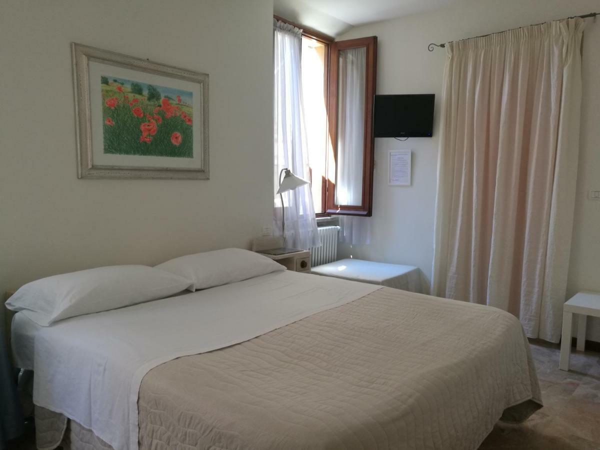 סן בנדטו דל טרנטו B&B Del Castello מראה חיצוני תמונה